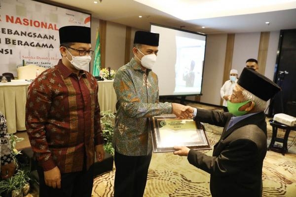 Jadi Pemateri Seminar Nasional, Musa Rajekshah Ingatkan Pentingnya Moderasi Beragama